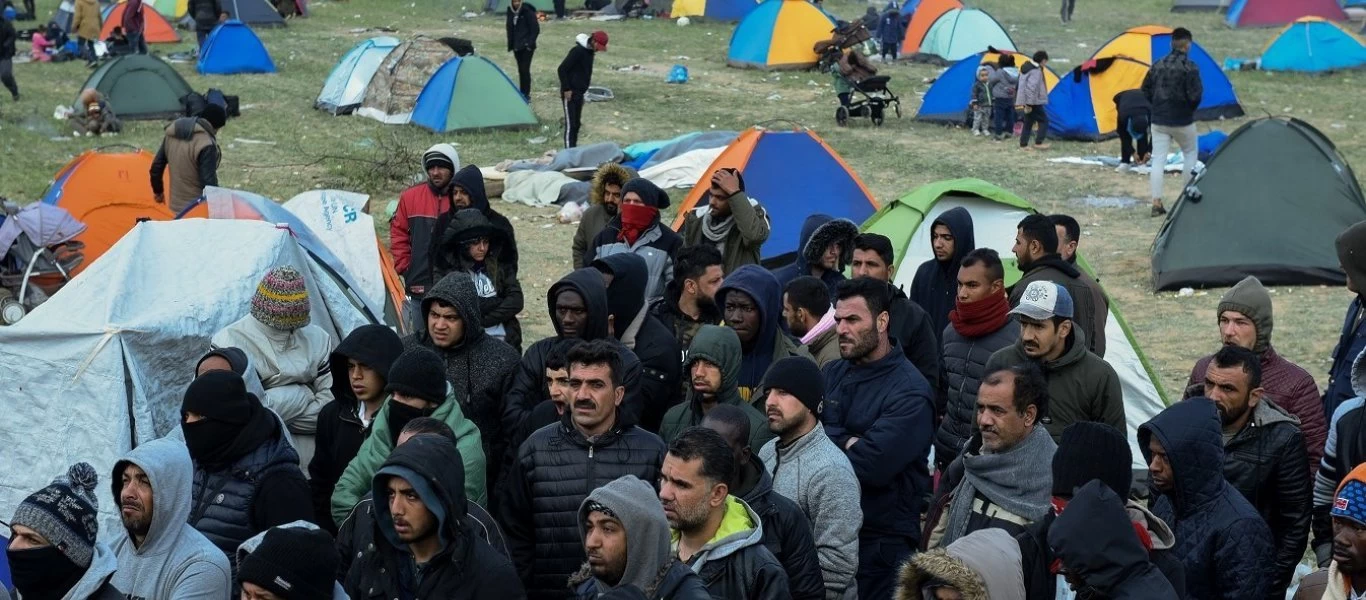Ξεσπούν οι ξενοδόχοι από τα Βρασνά για το «κύμα» αλλοδαπών: «Μαζεύουμε τις ελιές με την ψυχή στο στόμα»